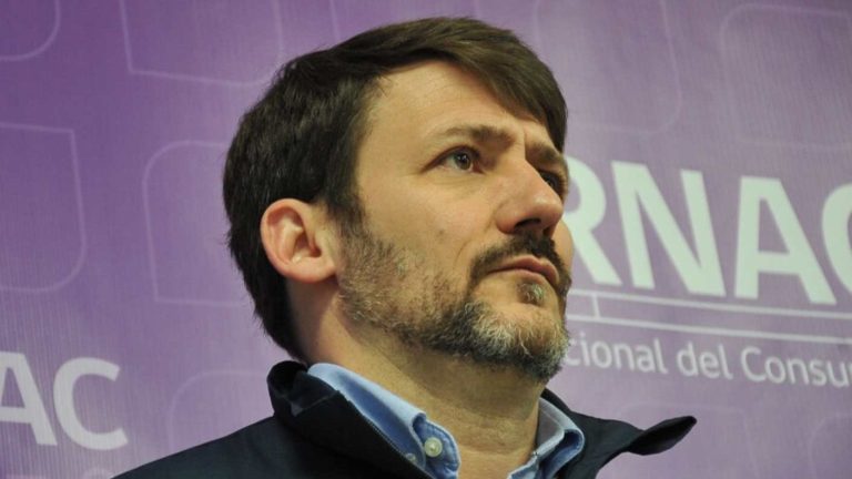 Crece debate entre oficialismo y oposición tras propuesta de estatización de distribución eléctrica