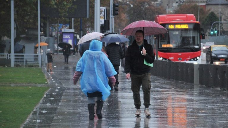 Anuncian nuevas lluvias en Santiago: Revisa cuántos días se esperan de precipitaciones en la RM