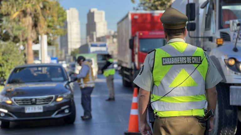 Restricción vehicular termina pronto: Revisa acá la fecha en que finaliza y evita multas