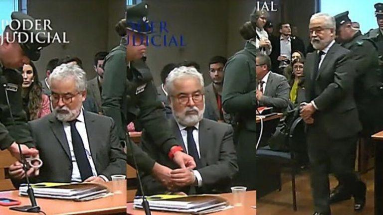 Caso Audios: El momento en que Luis Hermosilla fue esposado para cumplir prisión preventiva