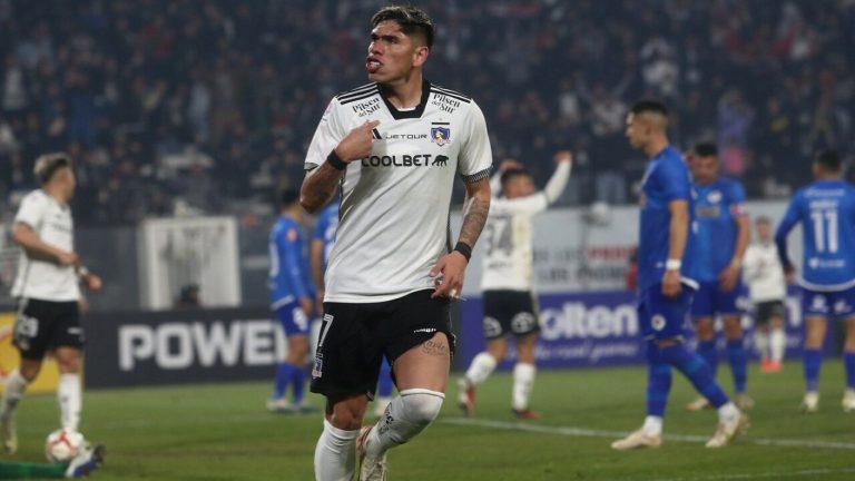 La ironía de Carlos Palacios a los críticos de Colo Colo: “Y eso que estaba amurrado”