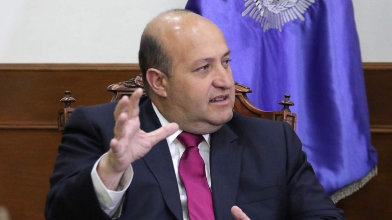 Ex fiscal Manuel Guerra presentó renuncia a Universidad San Sebastián y a tribunal supremo de Amarillos