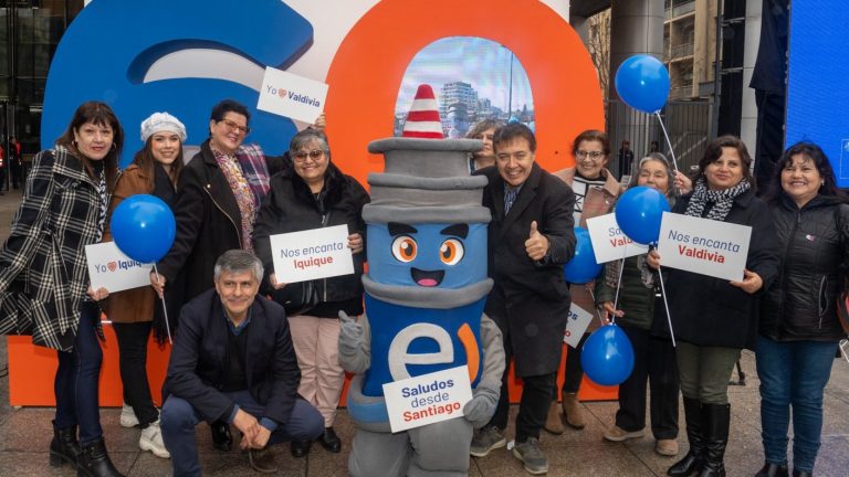 En Iquique, Santiago y Valdivia: Llega a Chile portal interactivo que conectó Europa con América del Norte