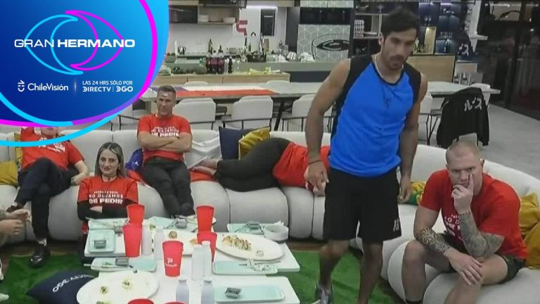 ¡Se paró y se fue! Pedro no soportó el segundo gol de Bolivia frente a Chile