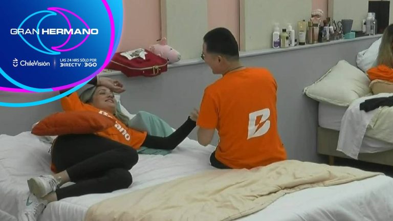 “No le pongas color...”: Yuhui le propinó tierno masaje en la mano a Linda
