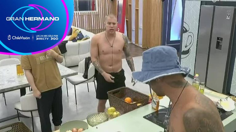 “¿Por qué te metes en todo?”: Felipe y Manuel tuvieron tensa pelea por la limpieza de la loza