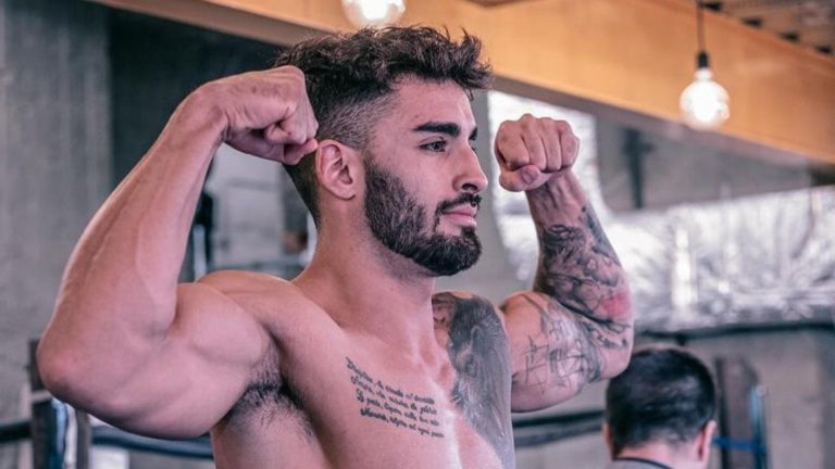 Jorge Aldoney es cuidado por su madre tras doble operación: “Hay que ser humilde y pedir ayuda”