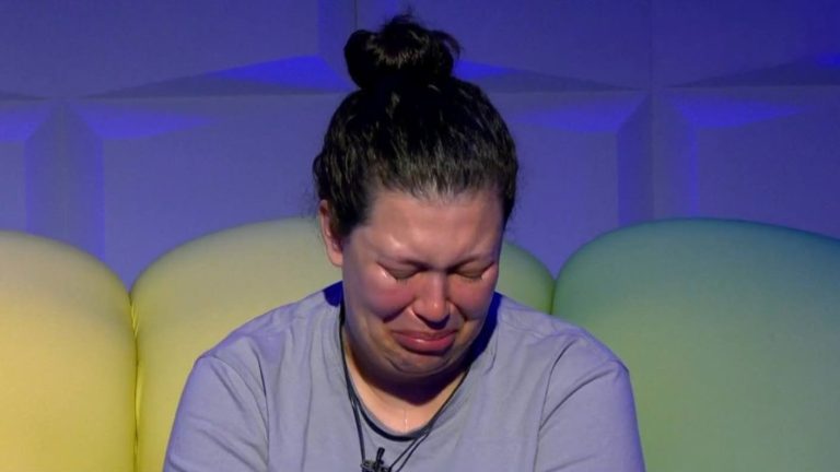 Michelle Carvalho no aguantó la pena y lloró desconsolada tras salida de Chama de Gran Hermano Chile