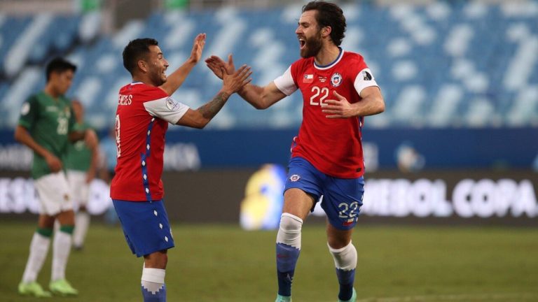 A qué hora juega Chile hoy ante Bolivia por Eliminatorias