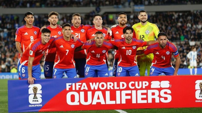 Con Carlos Palacios y Ben Brereton: La formación de Chile para el duelo ante Bolivia
