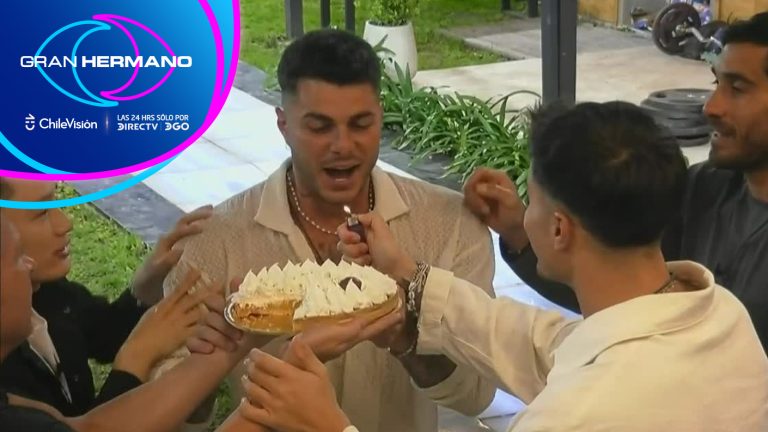 ¡Cantaron hasta en italiano y chino! Jugadores celebraron el cumpleaños de Manuel