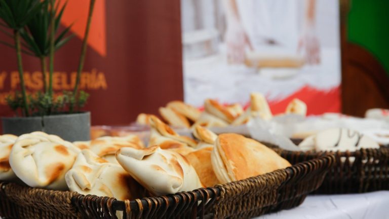 Mejores empanadas 2024: Conoce las más premiadas de Santiago para estas Fiestas Patrias