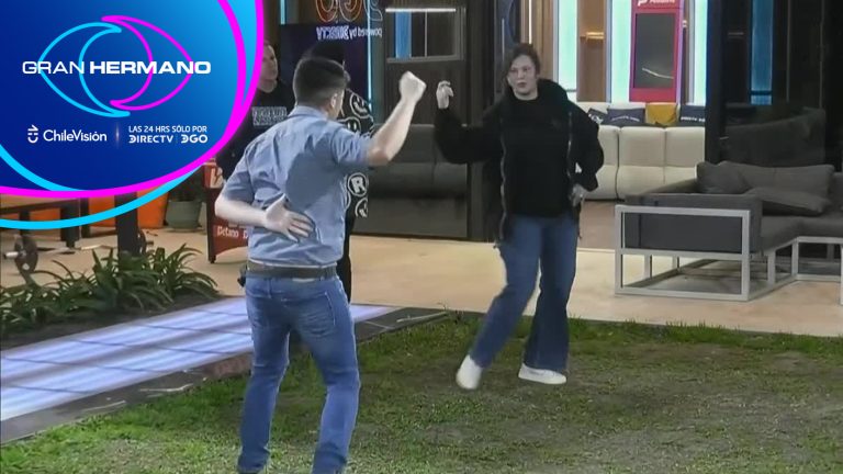 ¡Una clase intensiva! Waldo enseñó a sus compañeros cómo bailar la cueca