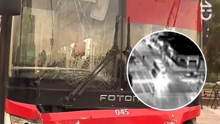 Impactante video: Auto chocó a micro, la desvió y terminó incrustada en plaza