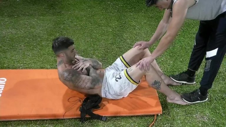 ¡Impresionante registro! Manuel realizó más de 100 abdominales al hilo