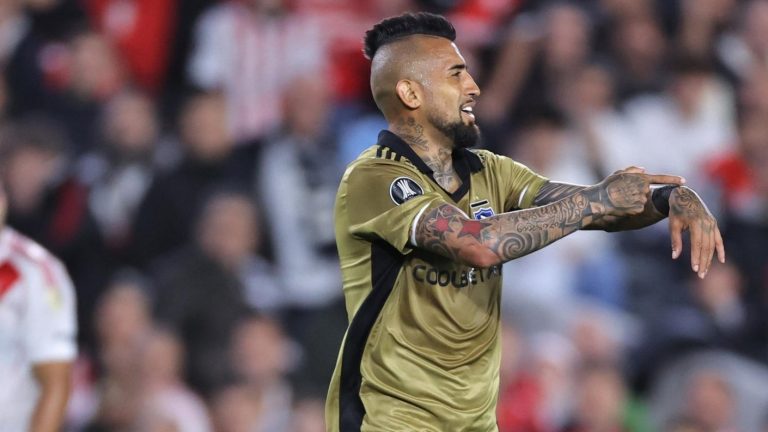 Arturo Vidal se mostró orgulloso de Colo Colo y recalcó que Marcelo Gallardo “nos tuvo miedo”