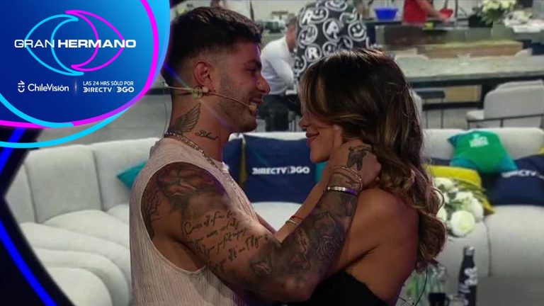 ¡Románticos! Manuel y Chama tuvieron finalmente su apasionado encuentro en vivo