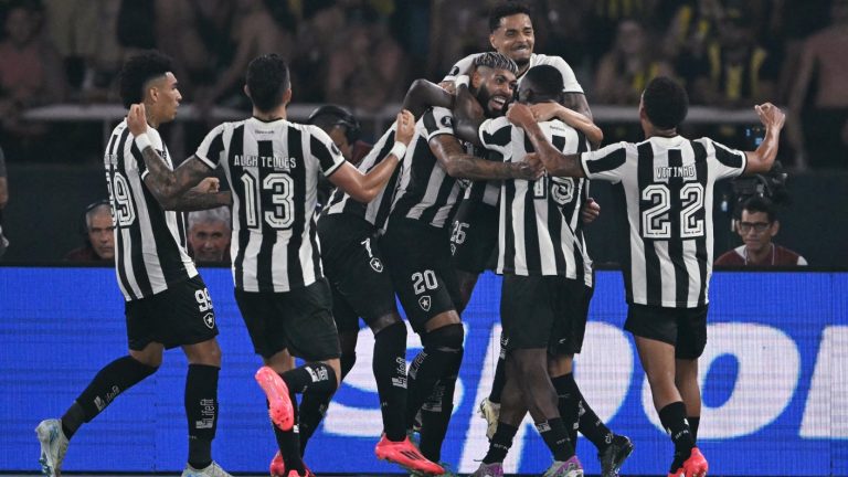 Botafogo arrasó a Peñarol en Brasil y puso un pie en la final de la Copa Libertadores