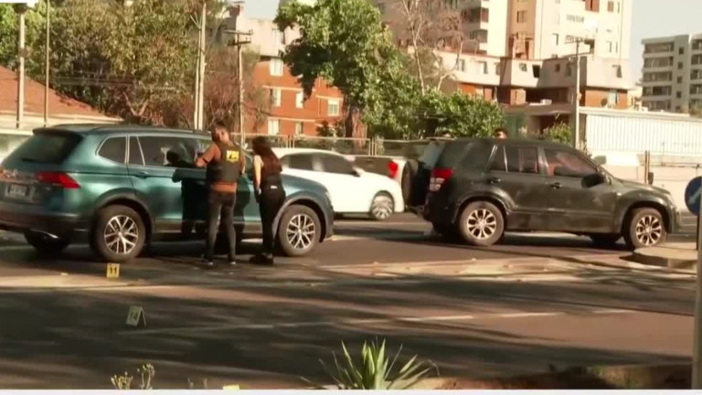 Balacera tras intento de encerrona en Pedro Aguirre Cerda: PDI abatió a uno de los delincuentes y tres están prófugos