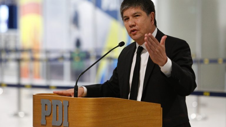 Caso Monsalve: Escoltas PDI del ex Subsecretario fueron removidos de La Moneda