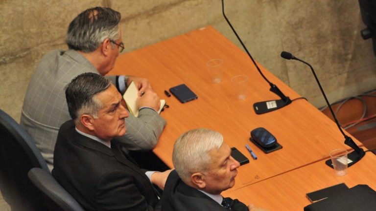 Ricardo Yáñez cuestionó cargos de Fiscalía en segundo día de formalización a ex generales de Carabineros