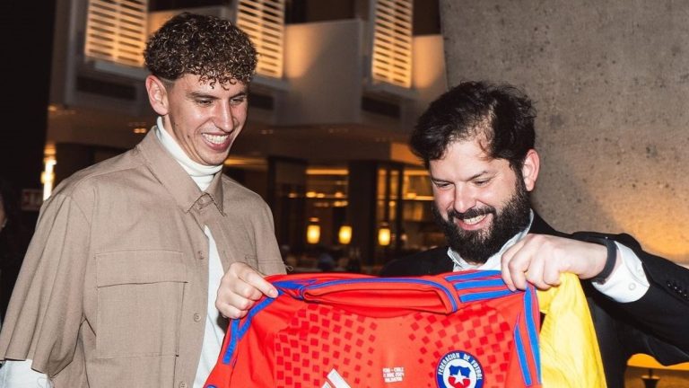 Con regalos incluidos: Igor Lichnovsky se reunió con el pdte. Gabriel Boric en México
