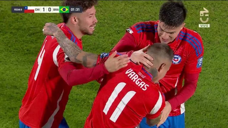 ¡Al primer minuto! Eduardo Vargas sorprendió a Brasil con potente golazo