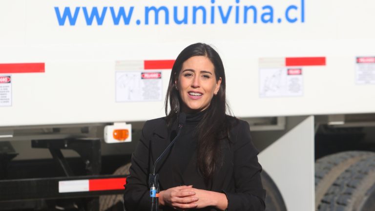 Más de $14 millones: Banco demandó a alcaldesa Macarena Ripamonti por presunto no pago del CAE