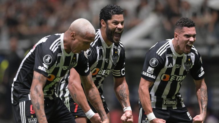 Deyverson lidera la goleada del Atlético Mineiro y deja contra las cuerdas a River en la Libertadores