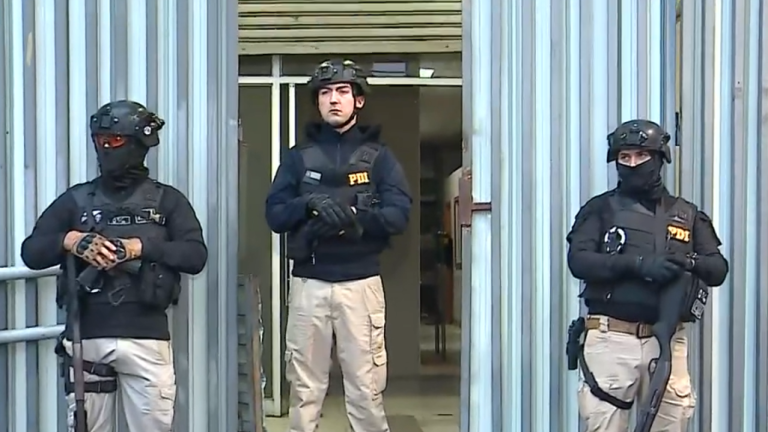 Operativo PDI en Recoleta: Buscan a banda liderada por chilenos que asalta a comerciantes chinos