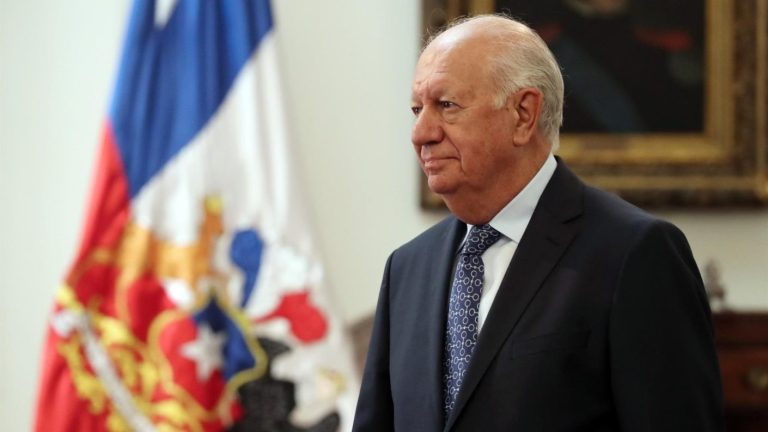 Ex Presidente Ricardo Lagos por su estado de salud: “Suponer que estoy fallecido me parece una exageración”