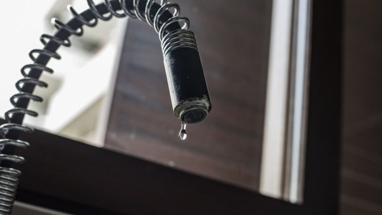 Anuncian corte de agua de hasta 12 horas en seis comunas de la región Metropolitana