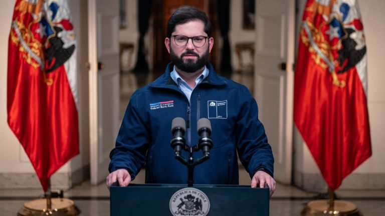 Fin al CAE: Presidente Boric anuncia fin al crédito y explica cómo funcionará el nuevo instrumento FES