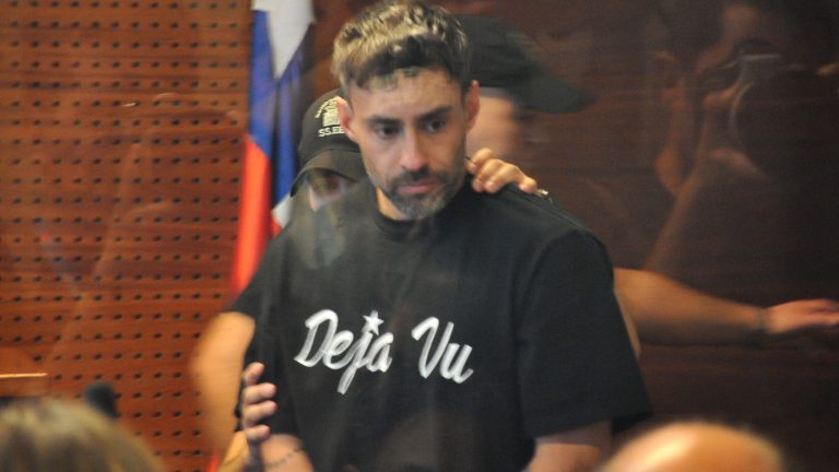 Tribunal decretó prisión preventiva para Jorge Valdivia tras ser formalizado por abuso sexual