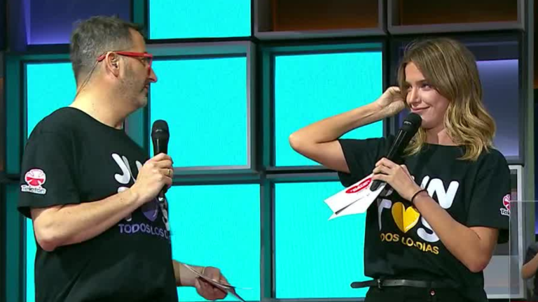 ¿Enamorada? El guiño de Eduardo Fuentes a romance de Millaray Viera en la Teletón 2024