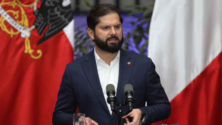 Fiscalía abre investigación penal por “acceso ilegal” en causa contra el presidente Boric