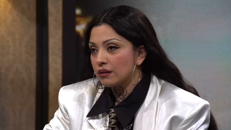 Mon Laferte recordó relación con hombre 20 años mayor cuando tenía 13: “Le tenía miedo”