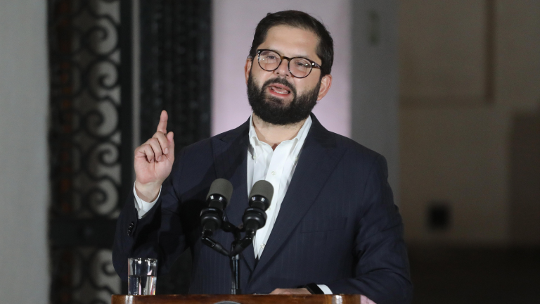 Presidente Boric entregó correos electrónicos de manera voluntaria en medio de denuncia en su contra