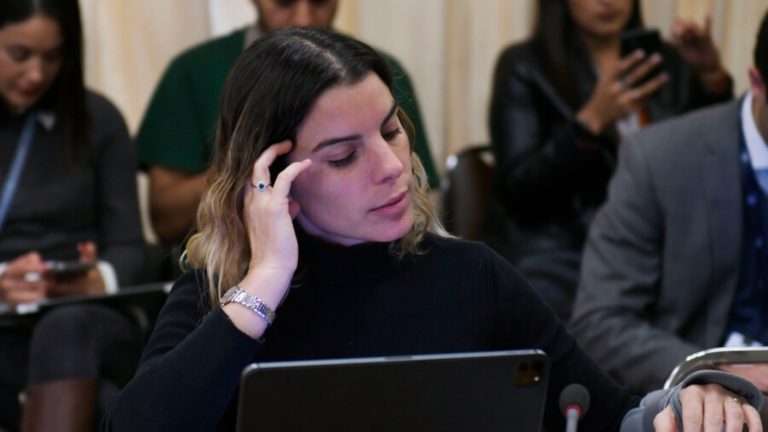 Afirman que Maite Orsini se habría “descompensado” tras retorno de Jorge Valdivia a la cárcel