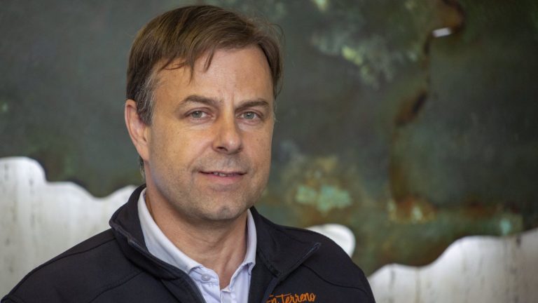 Germán Codina renunció a la alcaldía de Puente Alto tras 12 años y antes de finalizar su periodo