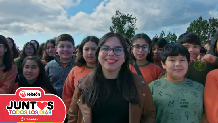 20 años de la mano con Teletón: Génesis Cárdenas emocionó con su historia de superación