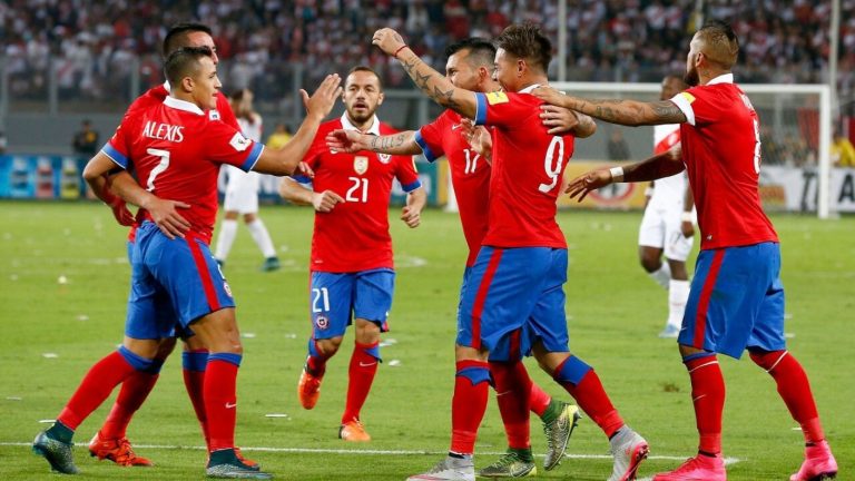 “Por aquí pasó el campeón de América”: Así fue la última victoria de Chile ante Perú como visitante