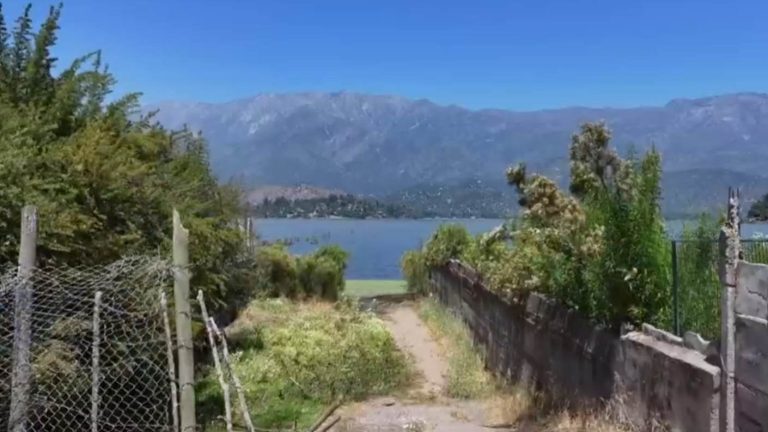 Un lujo solo para algunos: Fiscalizan Laguna de Aculeo por nulos accesos públicos al agua