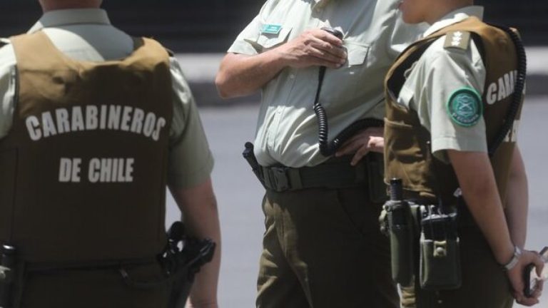 Balean a niña de 9 años en el rostro en Lampa: Sujeto disparó hacia auto y lo incendió