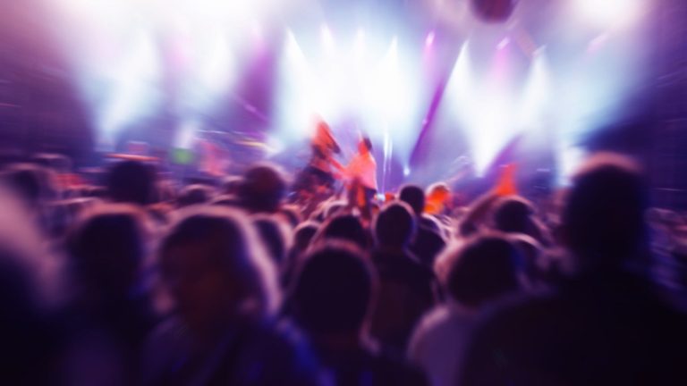 Talca: Inventó secuestro pero estaba comiendo cazuela en night club tras pasar dos días en el local