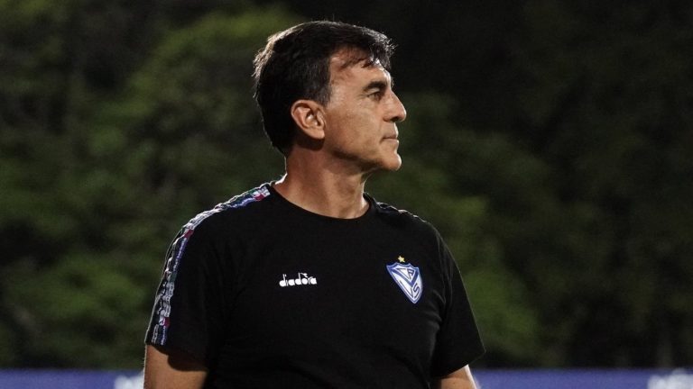 La sorpresiva declaración de Gustavo Quinteros tras eliminar a Boca: “Quiero felicitar...”