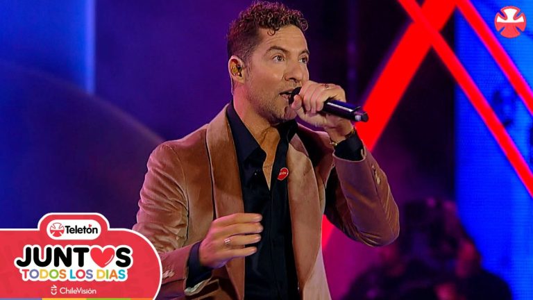 David Bisbal en Teletón 2024 | Canciones navideñas y clásicos en su presentación completa