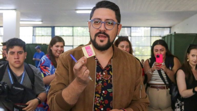 Elecciones 2024 | Francisco Orrego tras votar en segunda vuelta: “Nunca he caído en descalificaciones”