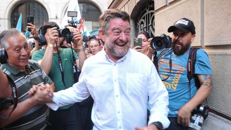 Elecciones 2024: Claudio Orrego es reelecto como gobernador de la región Metropolitana