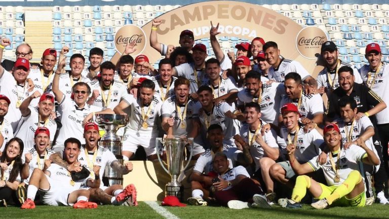 Después de casi 9 meses: Colo Colo aguanta el resultado ante Huachipato y se queda con la Supercopa